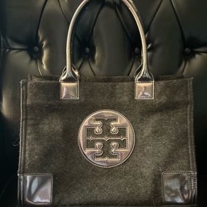Great neutral Tory burch bag! Perfect for winter and the holidays!